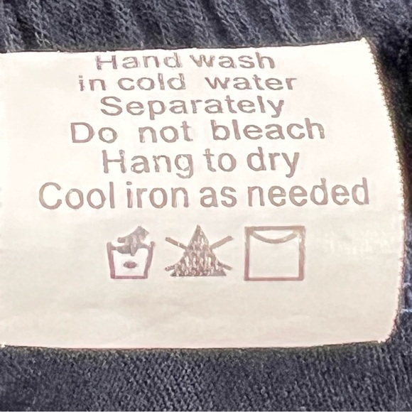 Layered WITH LOVE WOMEN'S SHORT‎ SLEEVE V-NECK RUCHED TUNIC TOP - Picture 13 of 13